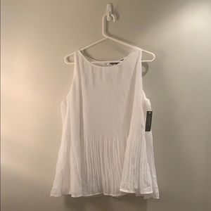 Zac & Rachel White Blouse. BNWT. XL.